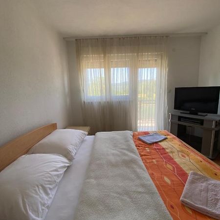 Apartman “Iva” Apartman Drvar Kültér fotó